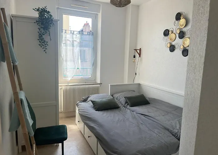 Frida- Thermal à 2 Min- 10 Pers - Chez Julie Apartamento